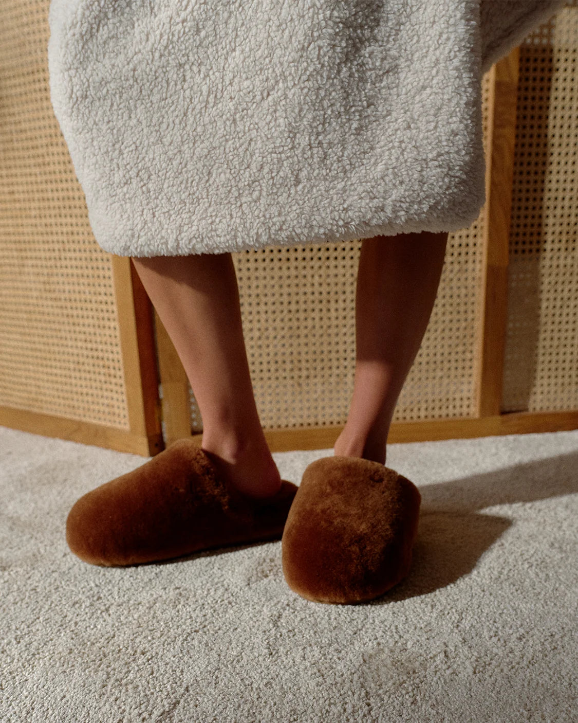Hommey Sheepskin Hazelnut Slippers