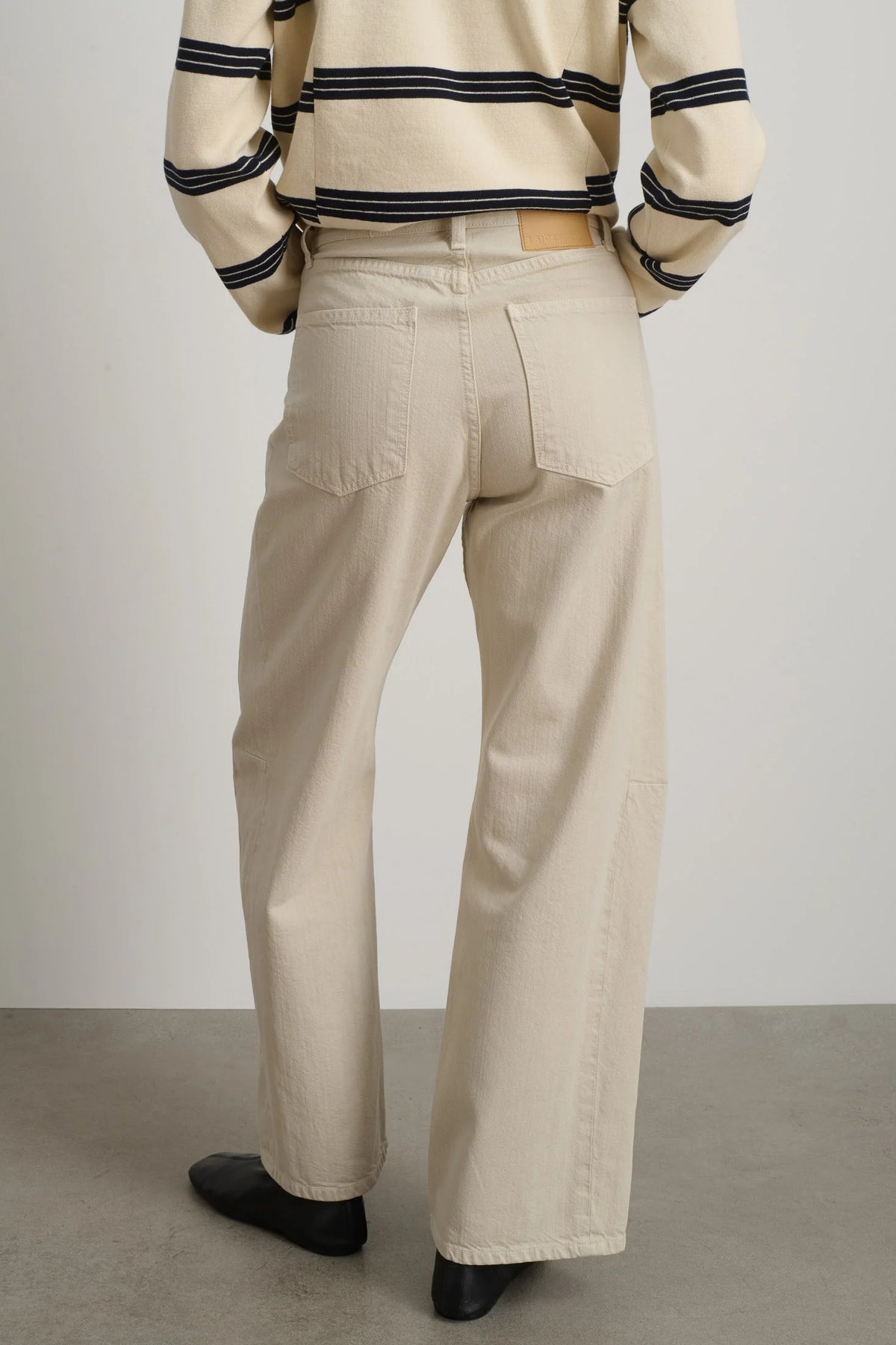 B Sides Slim Lasso Jean