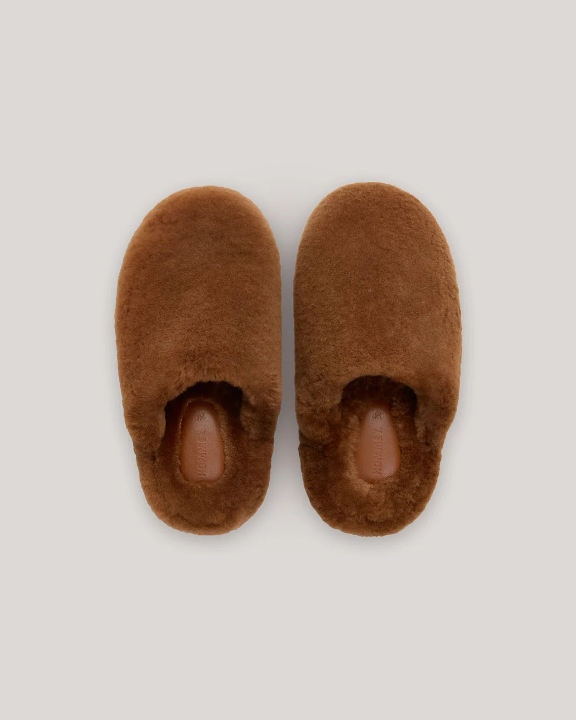 Hommey Sheepskin Hazelnut Slippers