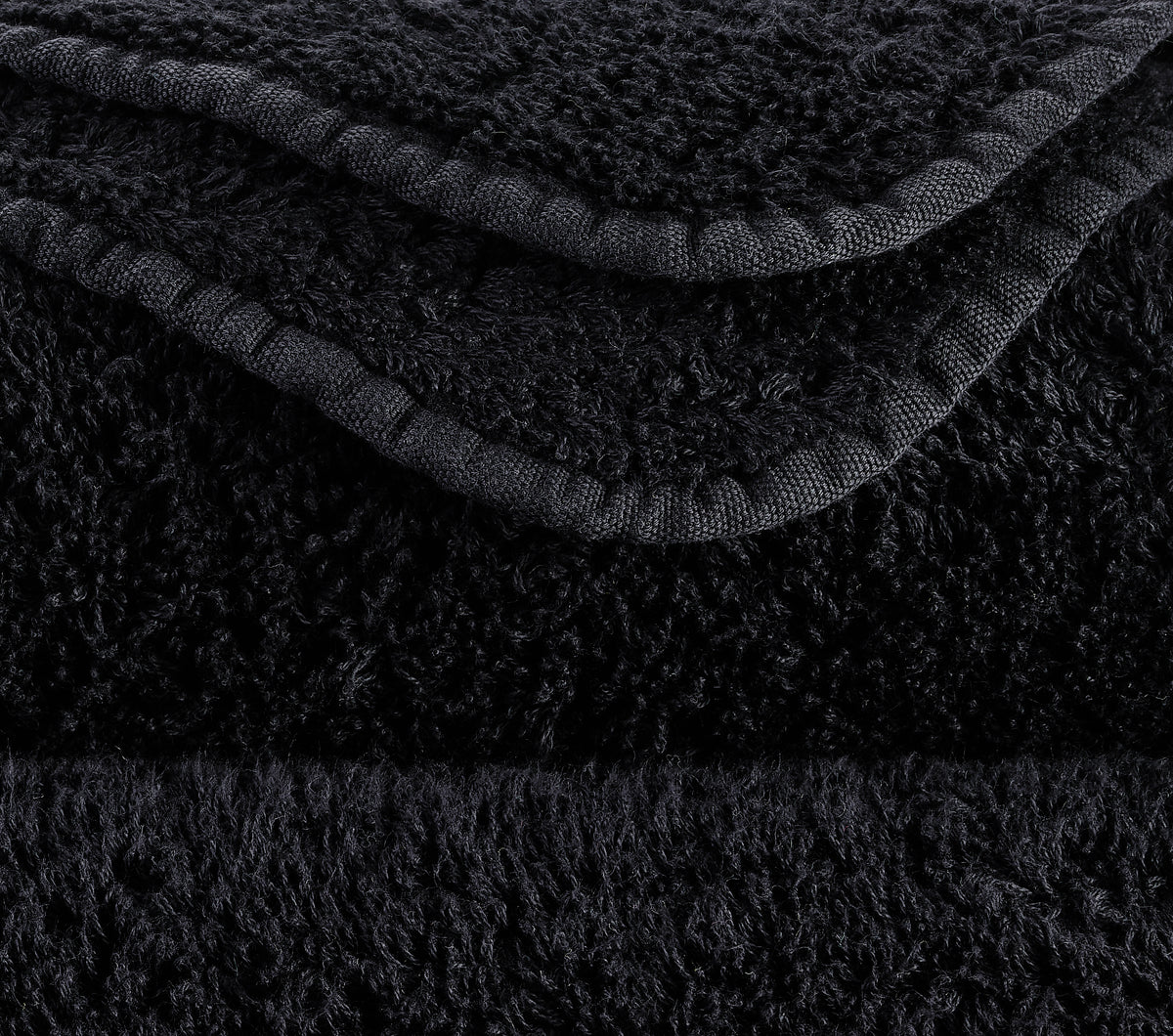 Abyss Super Pile Black