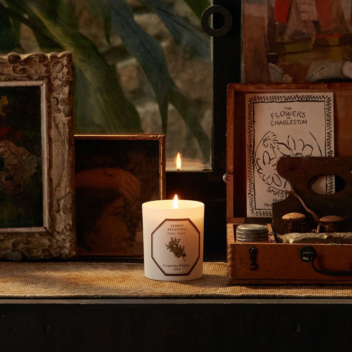 Carriere Freres Candle Cedar
